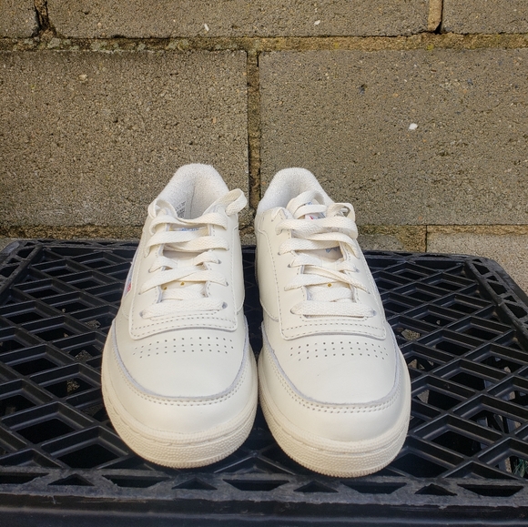 Reebok club c size size 7 - Picture 5 of 5